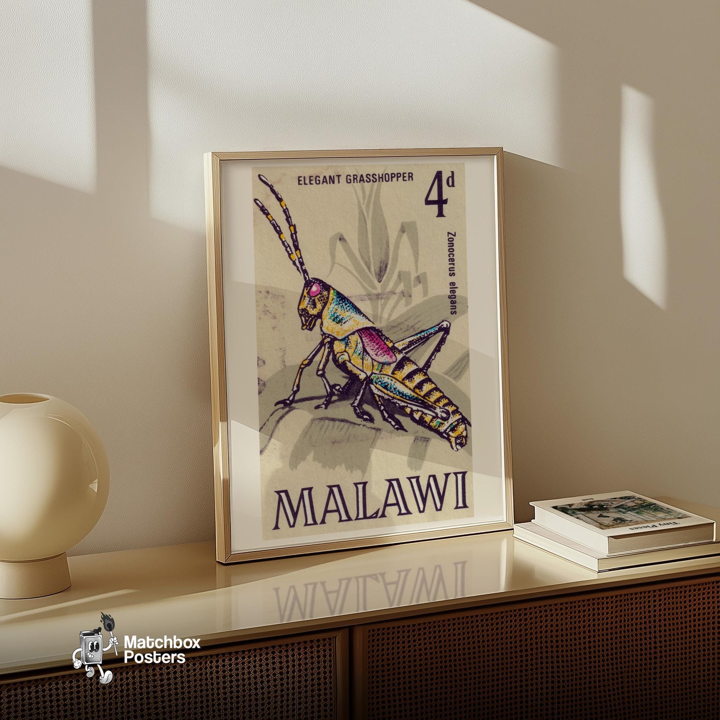 Grasshopper - vintage matchbox label print - size comparison