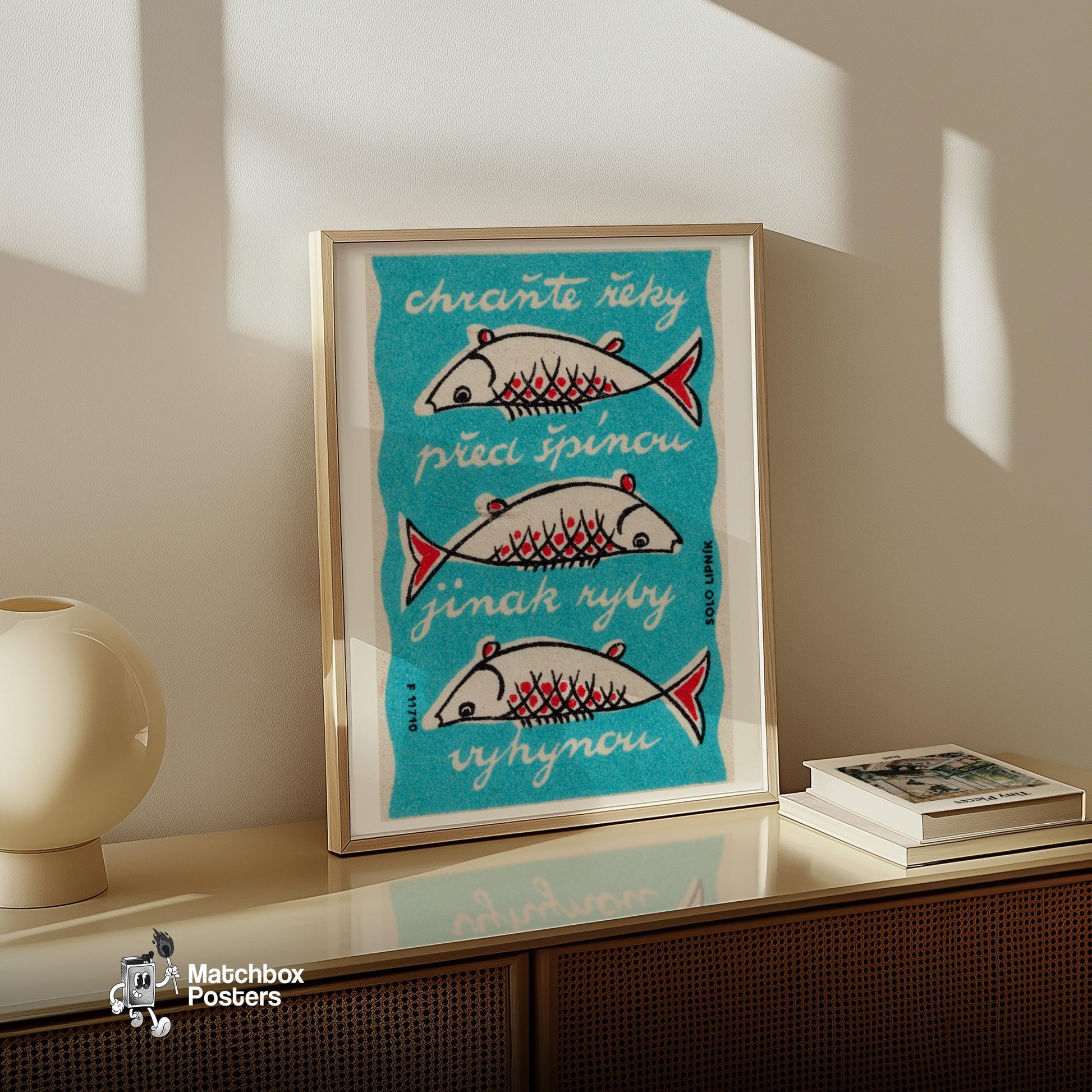 Three Fish - vintage matchbox label print - size comparison