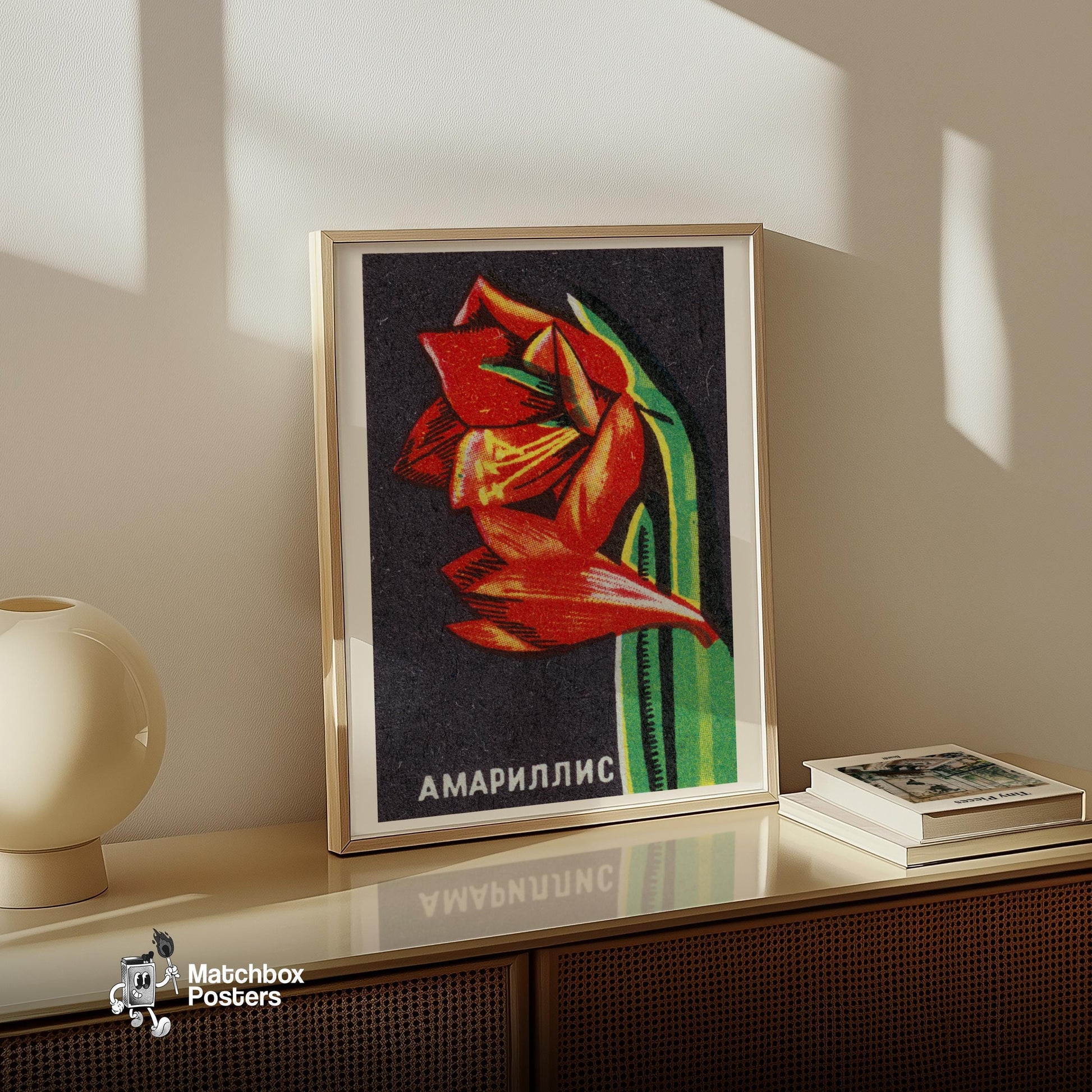 Amaryllis Flower - vintage matchbox label print - size comparison