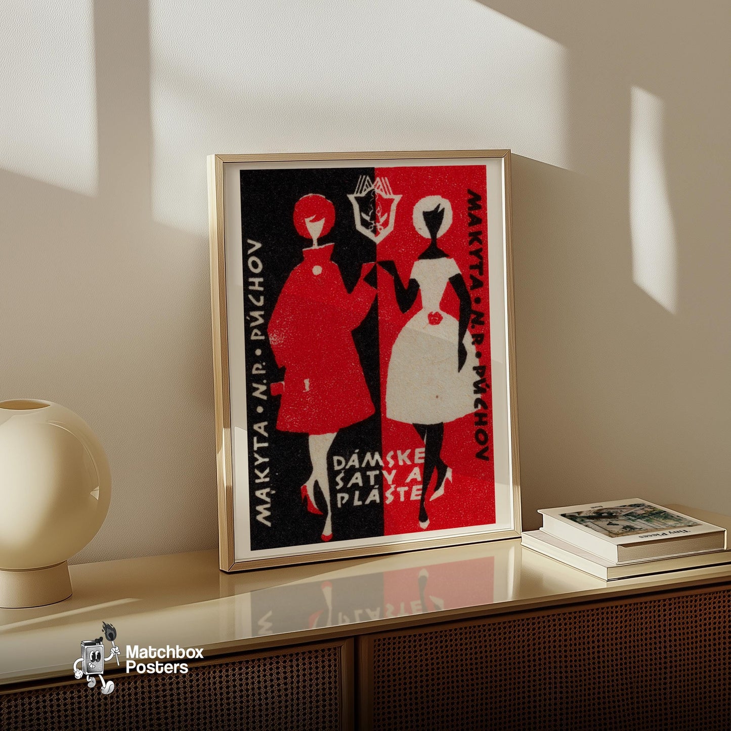 Stylized Figures Of Women - vintage matchbox label print - size comparison