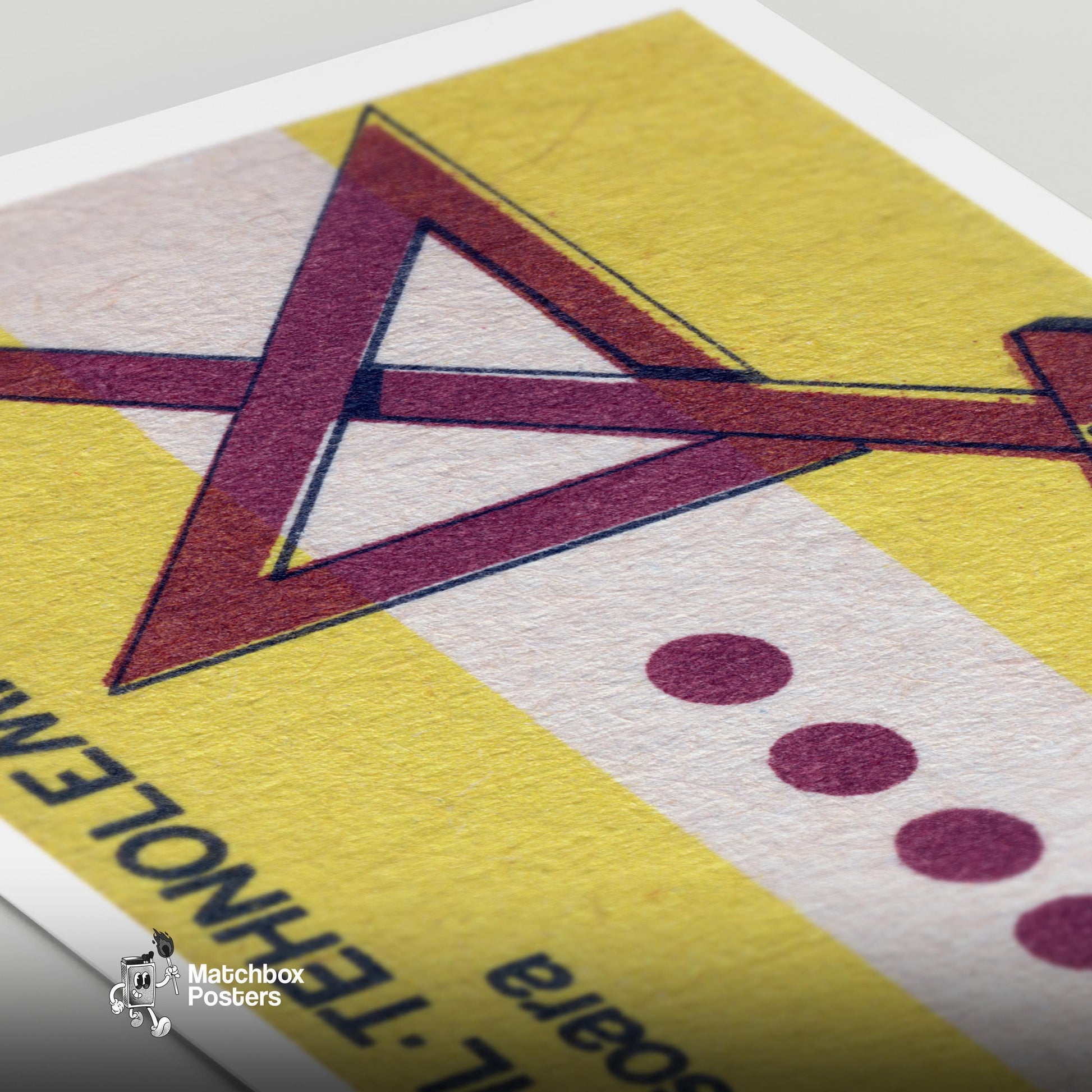 Drawing Triangle Romania - vintage matchbox label print - close-up detail